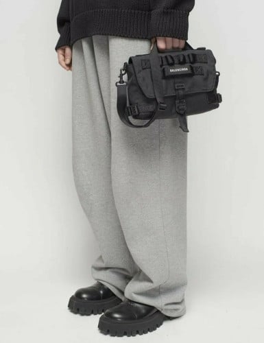 💕 발**** 아미 메신저백