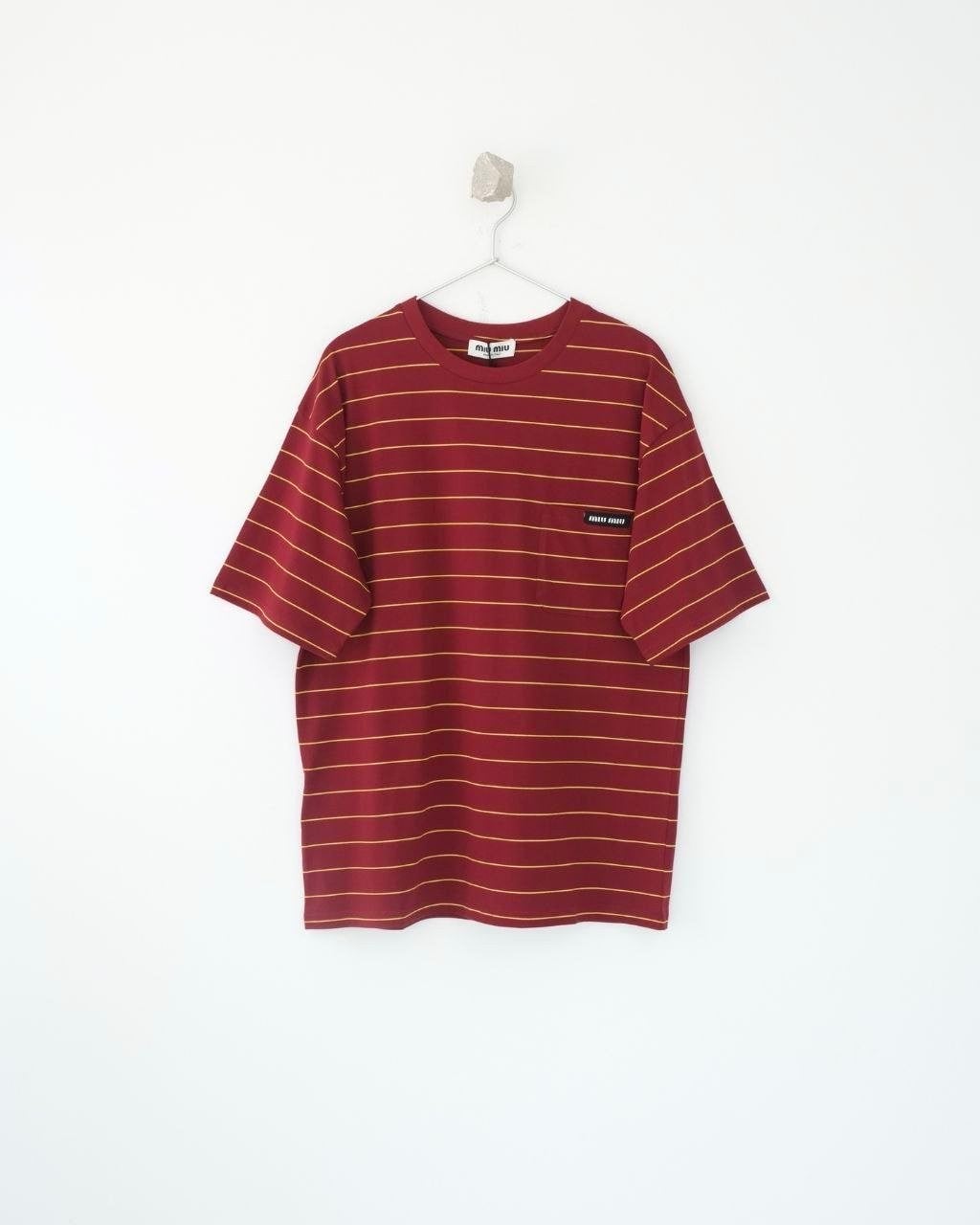 💕 미*** 로고패치 스트라이프 루즈핏 반팔티셔츠 - 수입