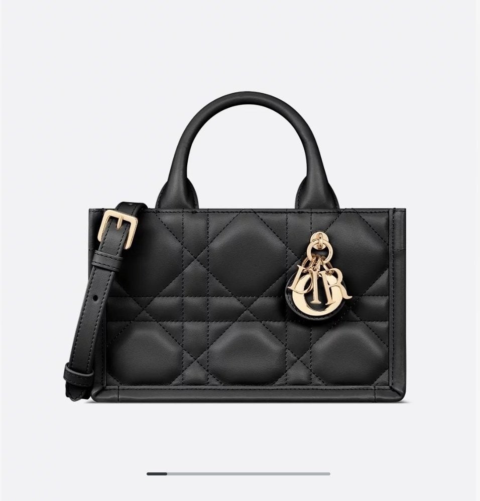 💕 디* 북토트 미니백 블랙