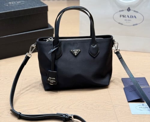 💕 프** 포코노 토트