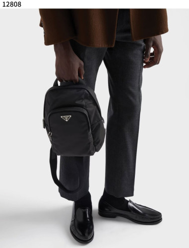 #프라다 [PRADA] 리나일론 및 사피아노 가죽 백팩 신상입고💢 #가방 #12808