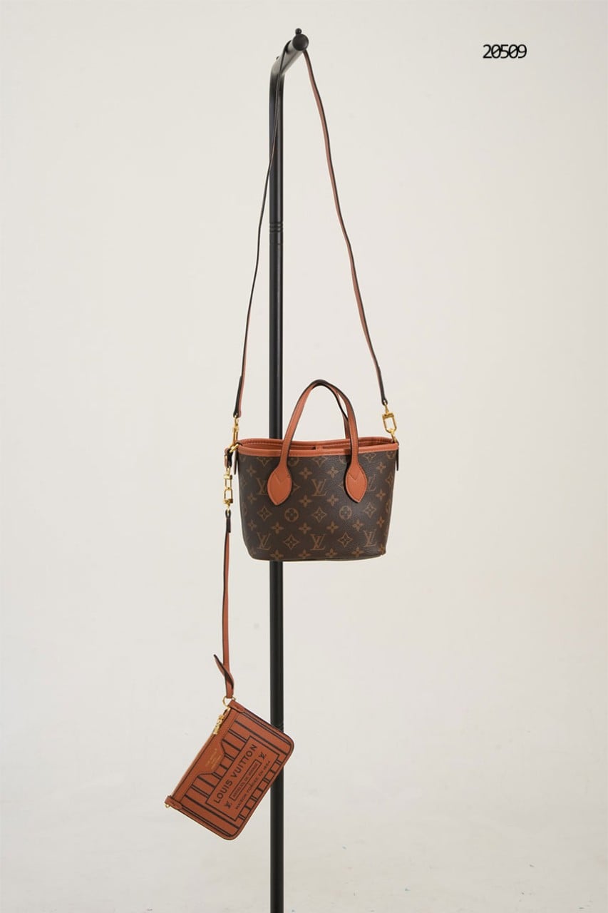 🔆 [Louis Vuitton] 루이비통 네버풀 인사이드 아웃 MM백 🔆