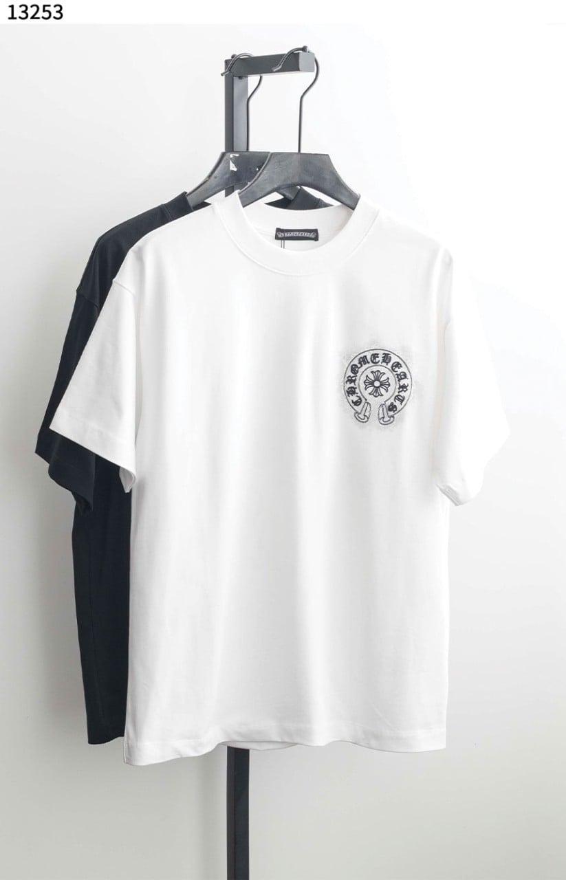 #크롬하츠 [Chrome Hearts] 넥 스크립트 로고 숏슬리브 티셔츠 신상입고💢 #상의 #티셔츠 #13253