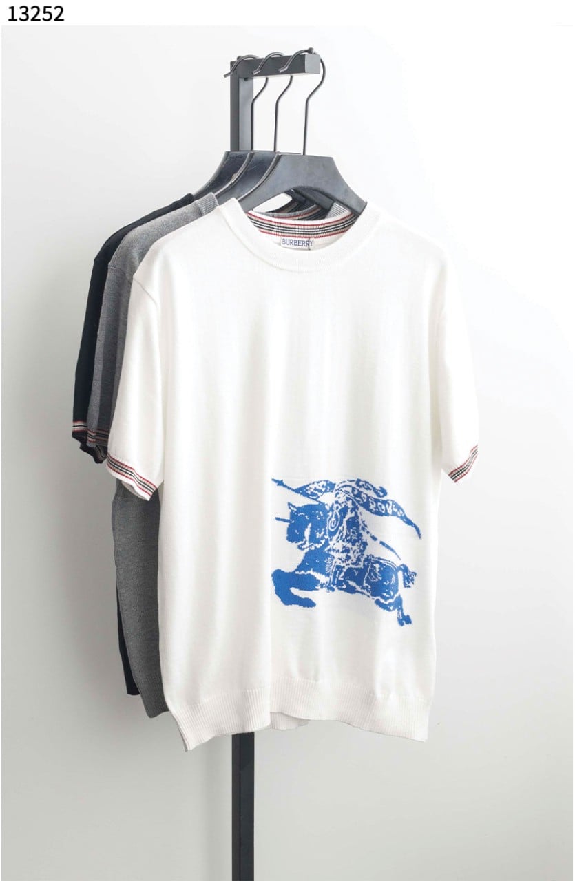 #버버리 [BURBERRY] EKD 로고 라운드 니트 신상입고💢 #상의 #니트 #13252