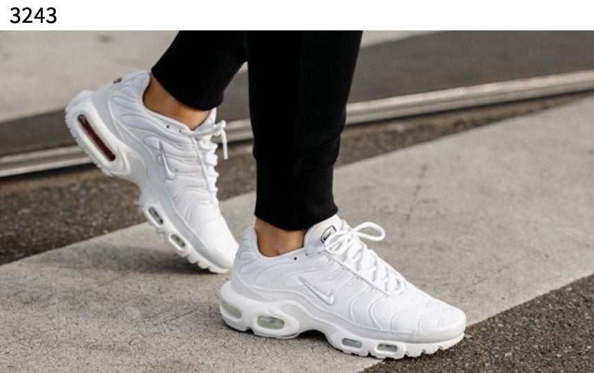 #나이키 [NIKE] 수입프리미엄급 나이키 에어맥스 플러스 TN 트리플 화이트 신상 입고💢 #태그 #신발 #3243