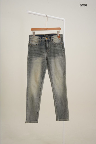 🔆 [Louis Vuitton] 루이비통 LV 로고 레더패치 데님 팬츠 🔆