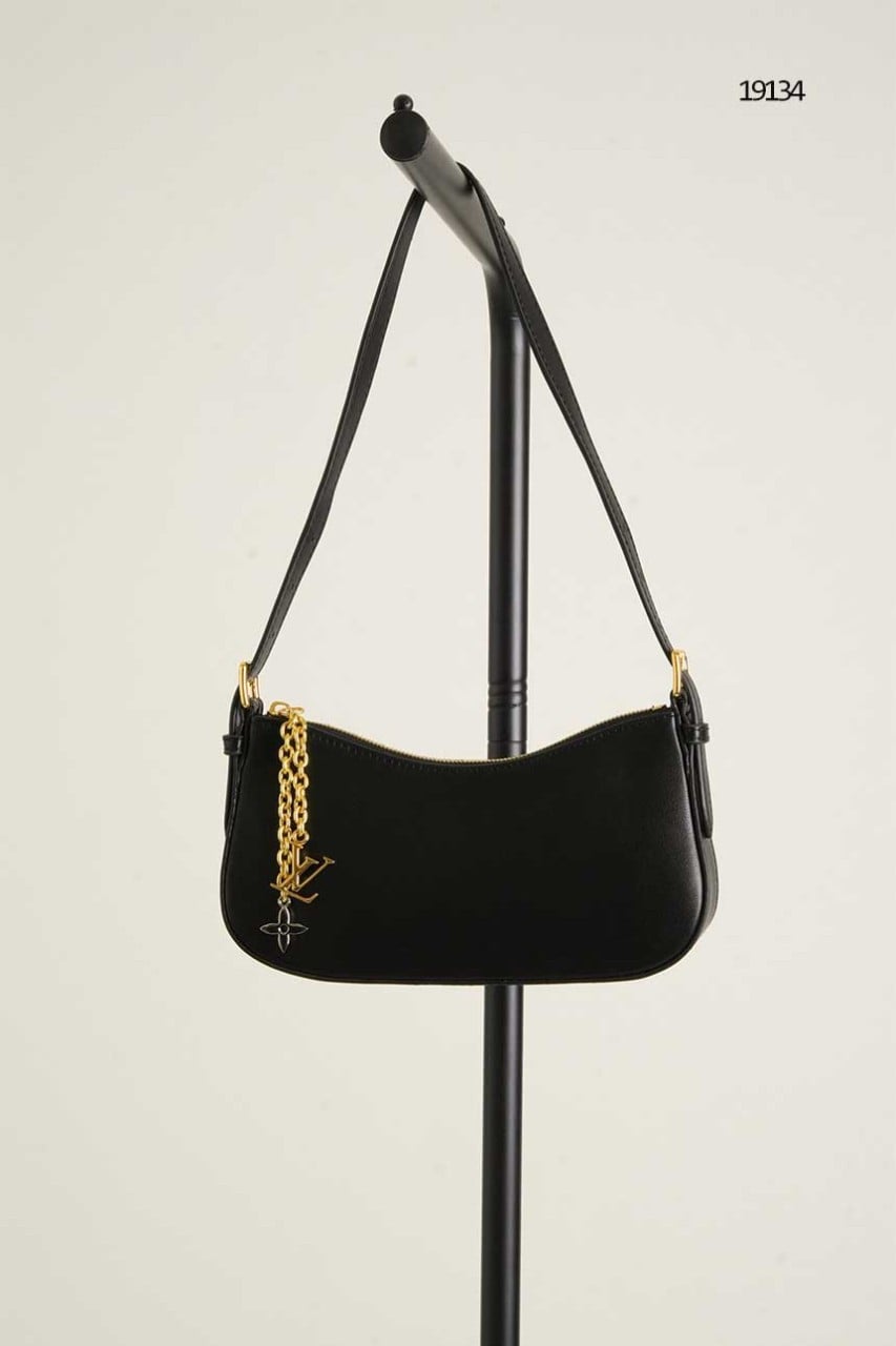 🔆 [Louis Vuitton] 루이비통 포쉐트 LV 블룸 블랙🔆