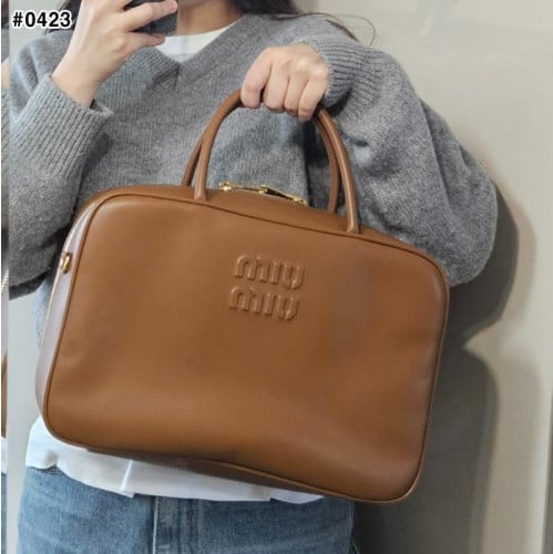 🍀 [MIUMIU] 미우미우 가죽 보 백 🍀