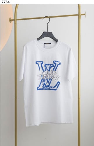 #루이비통 [Louis Vuitton] LV 페인팅 레터링 블루 로고 티셔츠 신상입고💢 #상의 #티셔츠 #7764