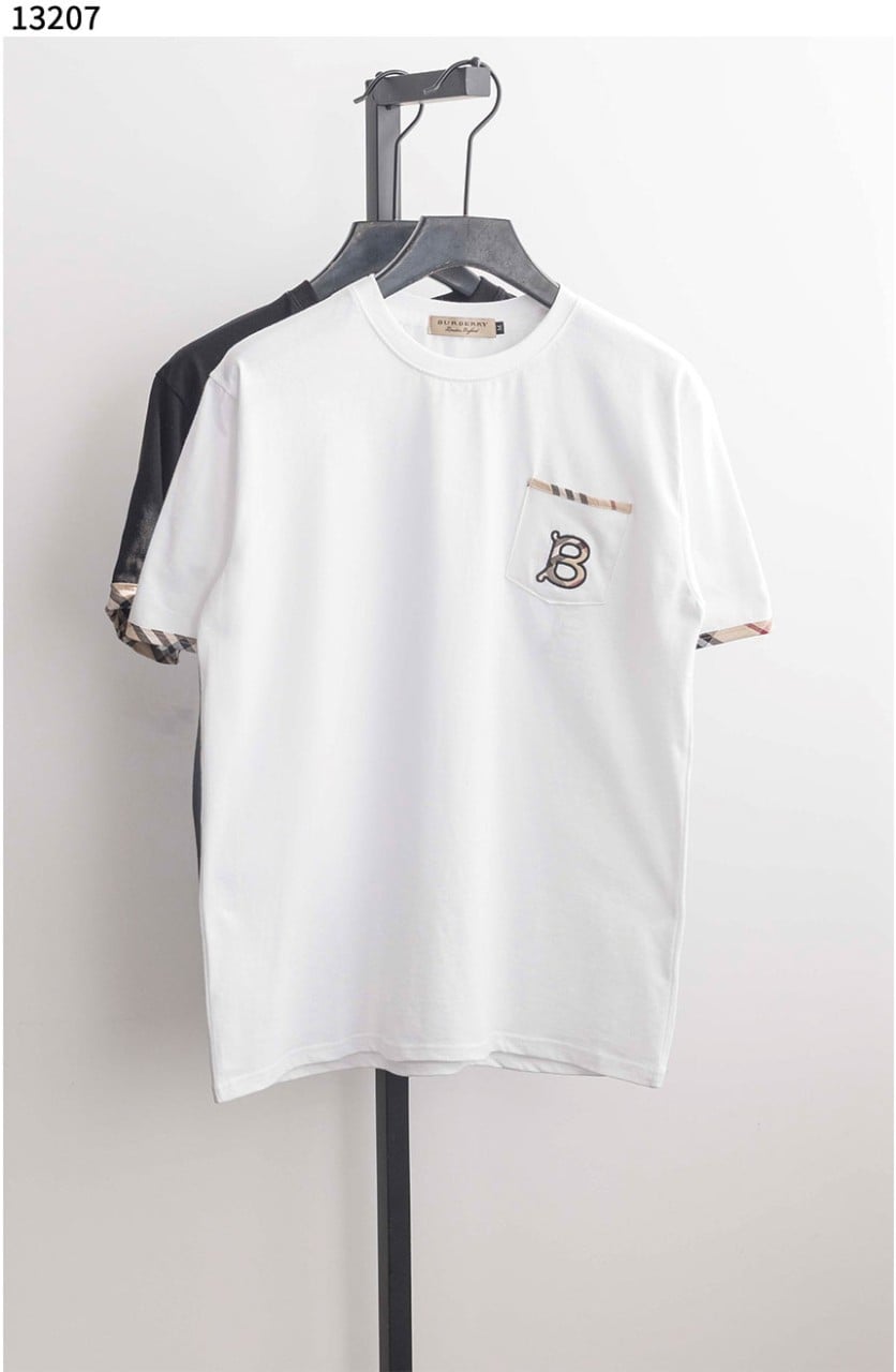 #버버리 [BURBERRY] 1895 B포켓 반팔티셔츠 신상입고💢 #상의 #티셔츠 #13207