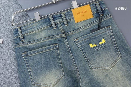 🍀 [FENDI] 팬디 몬스터 아이 워싱 데님 청바지 🍀