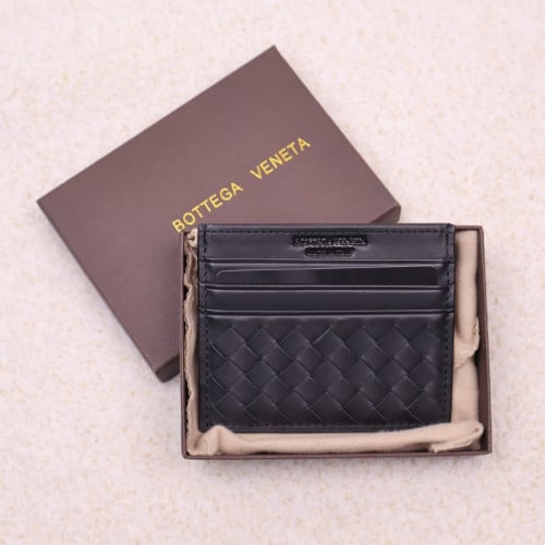 ✨보테가베네타 안트레치아토 카드지갑✨