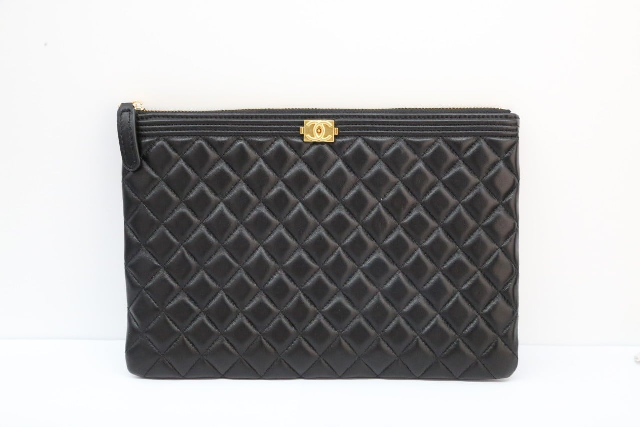 ✨샤넬 보이 램스킨 미디움 클러치✨