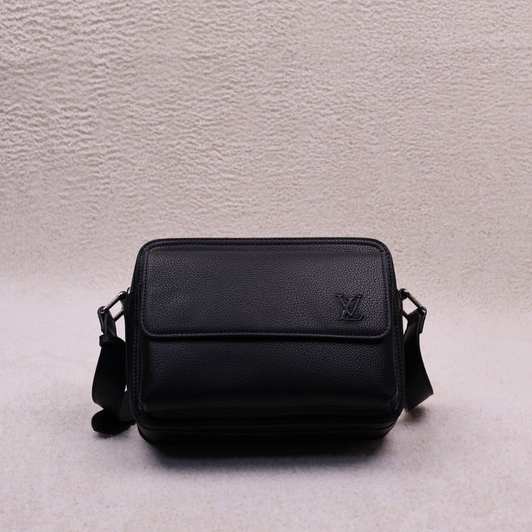 ✨루이비통 보딩 메신저 ✨