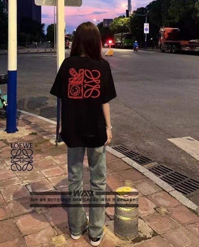 💕 로** 낙서 디자인 반팔 티셔츠