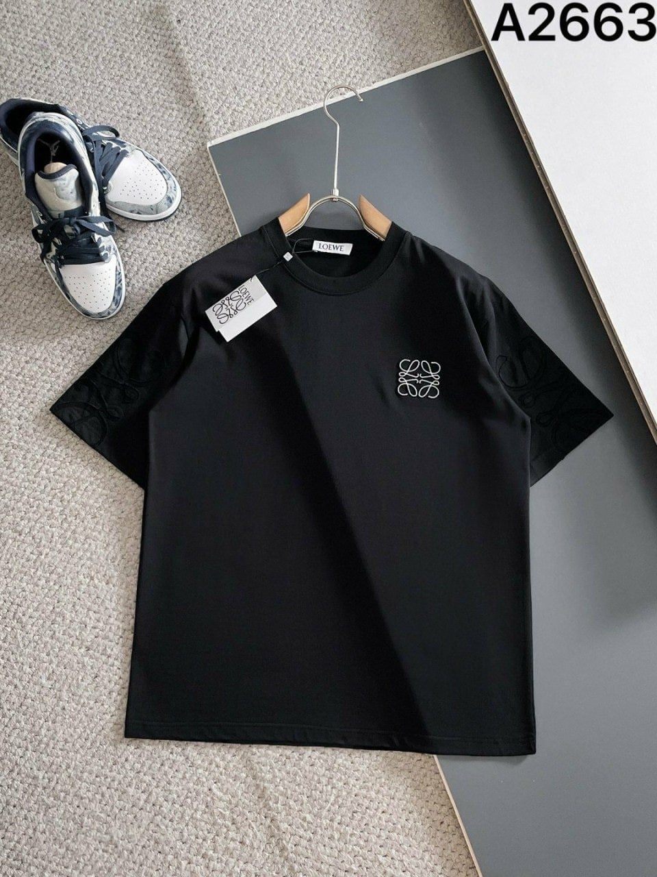 💕 로** 팔애너그램 자수로고 티셔츠