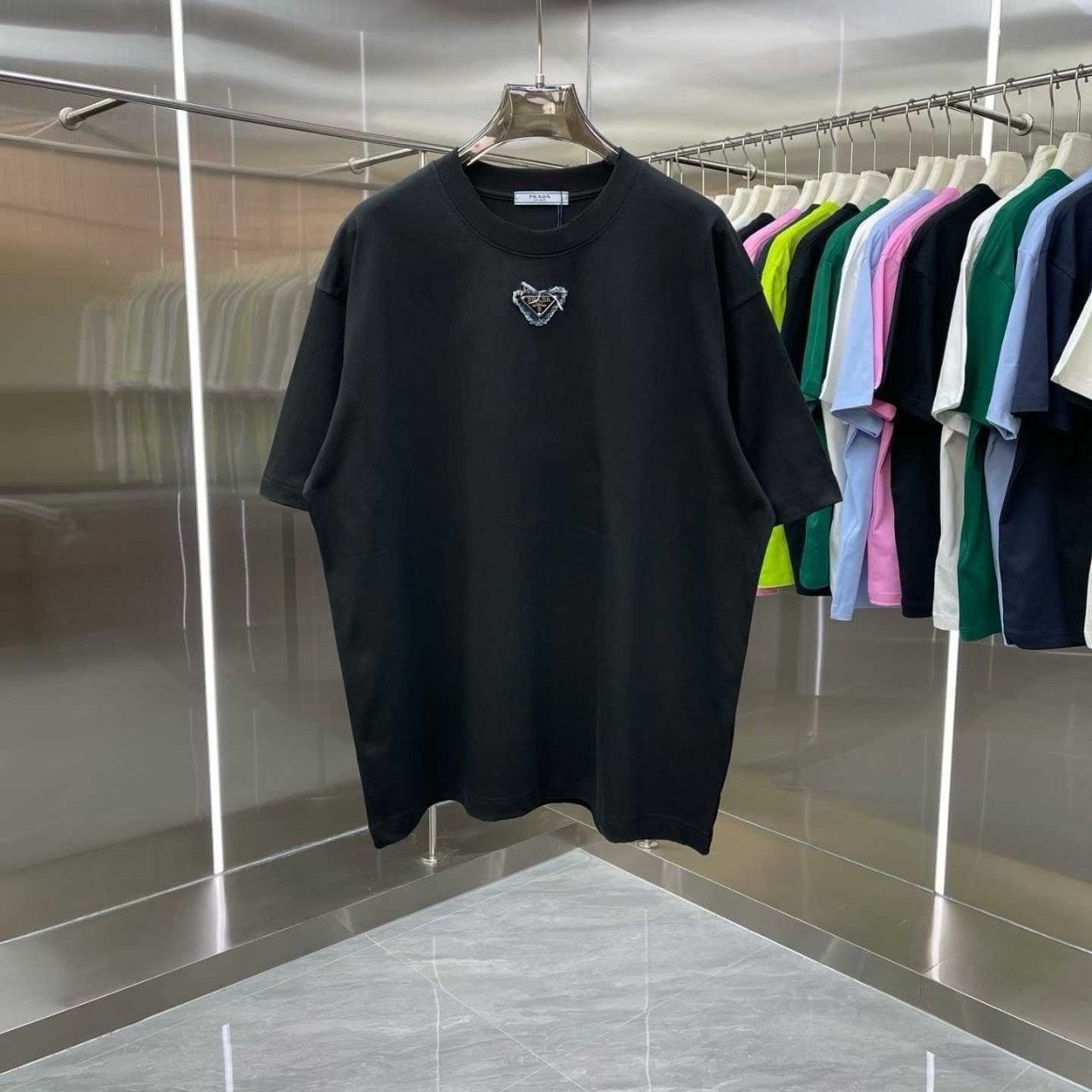 💕 프** 빈티지 삼각플레이트 로고 반팔